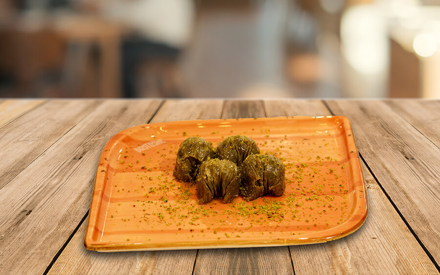 Fıstıklı Midye Dolma